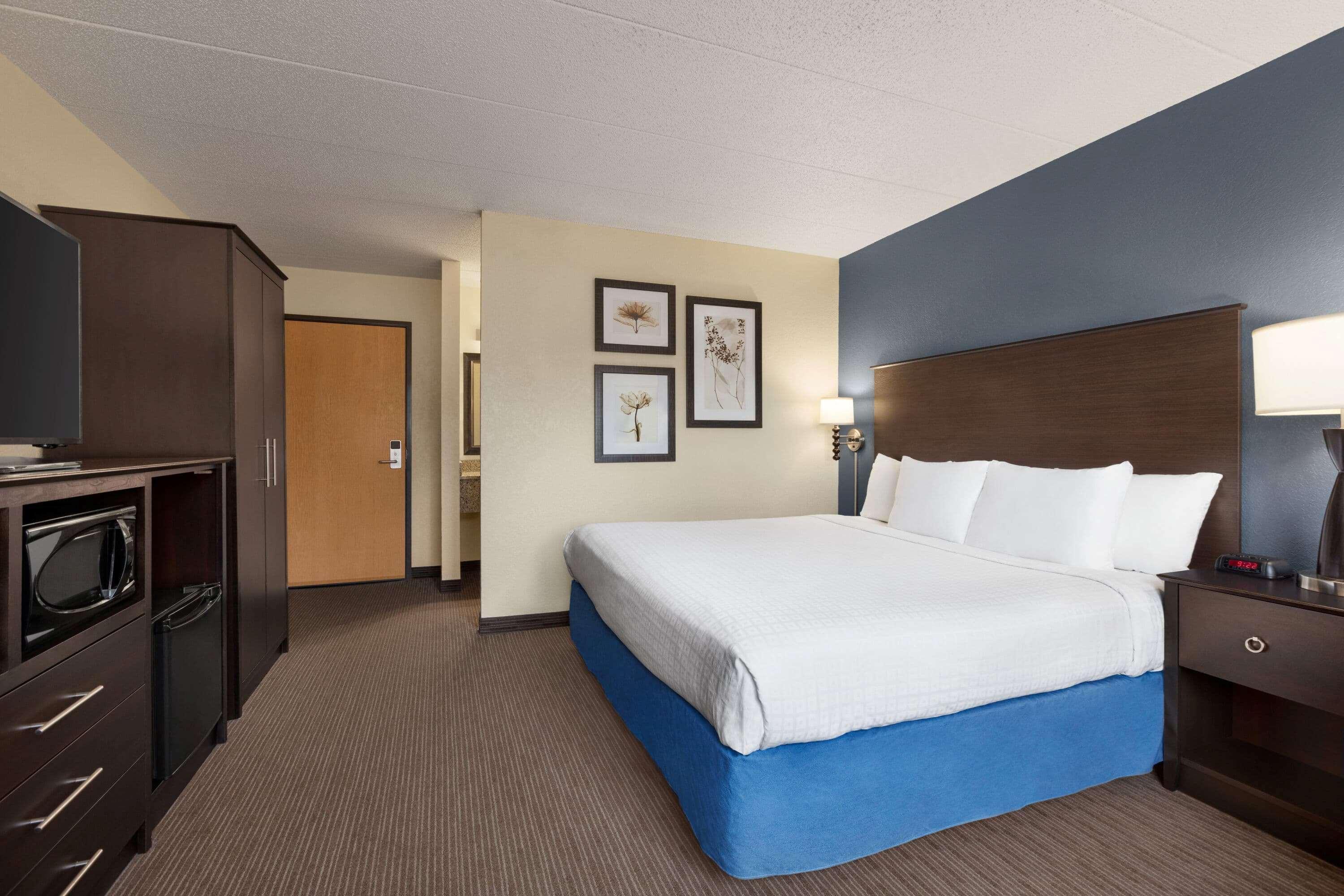 Baymont By Wyndham Owatonna Hotell Eksteriør bilde
