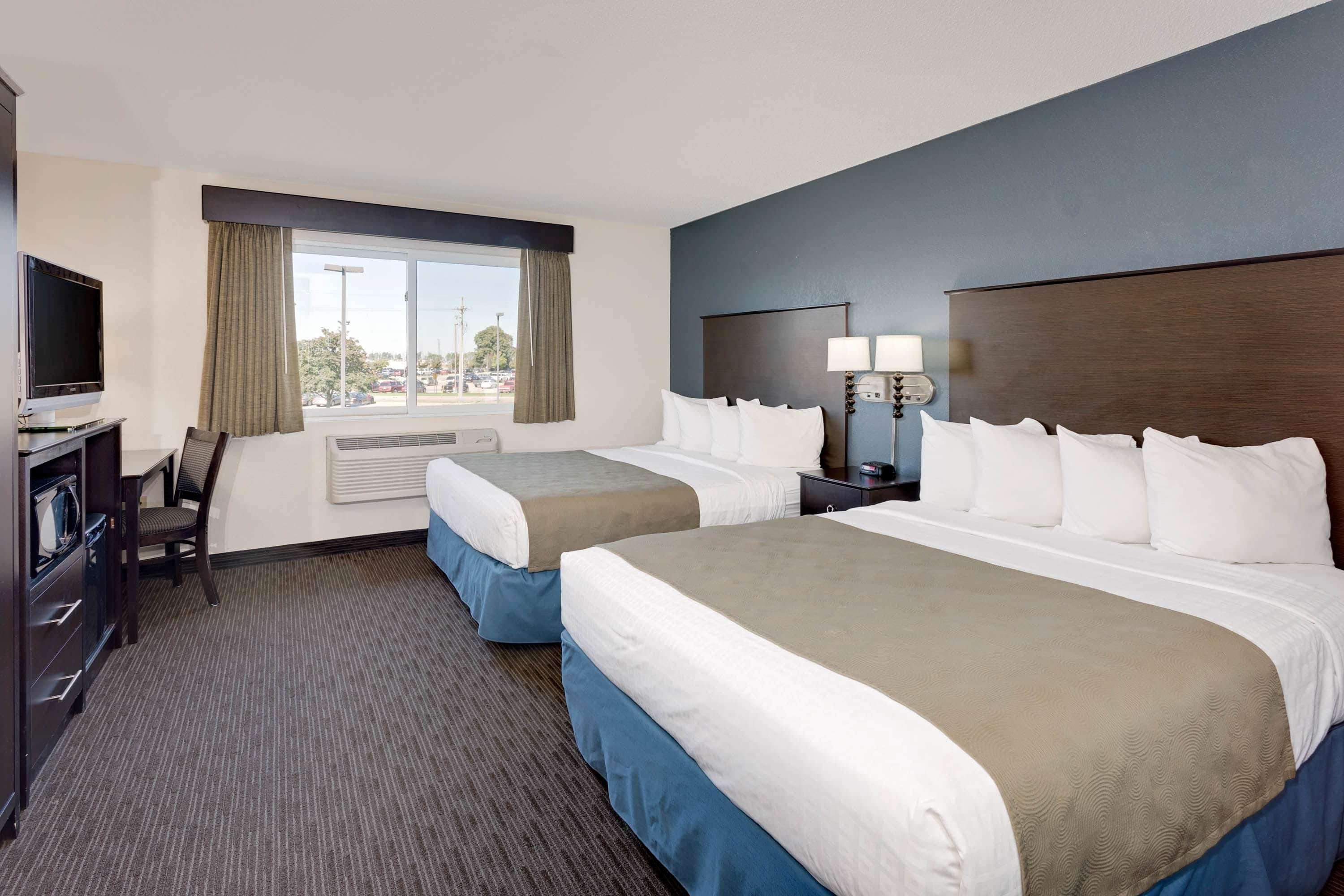 Baymont By Wyndham Owatonna Hotell Eksteriør bilde