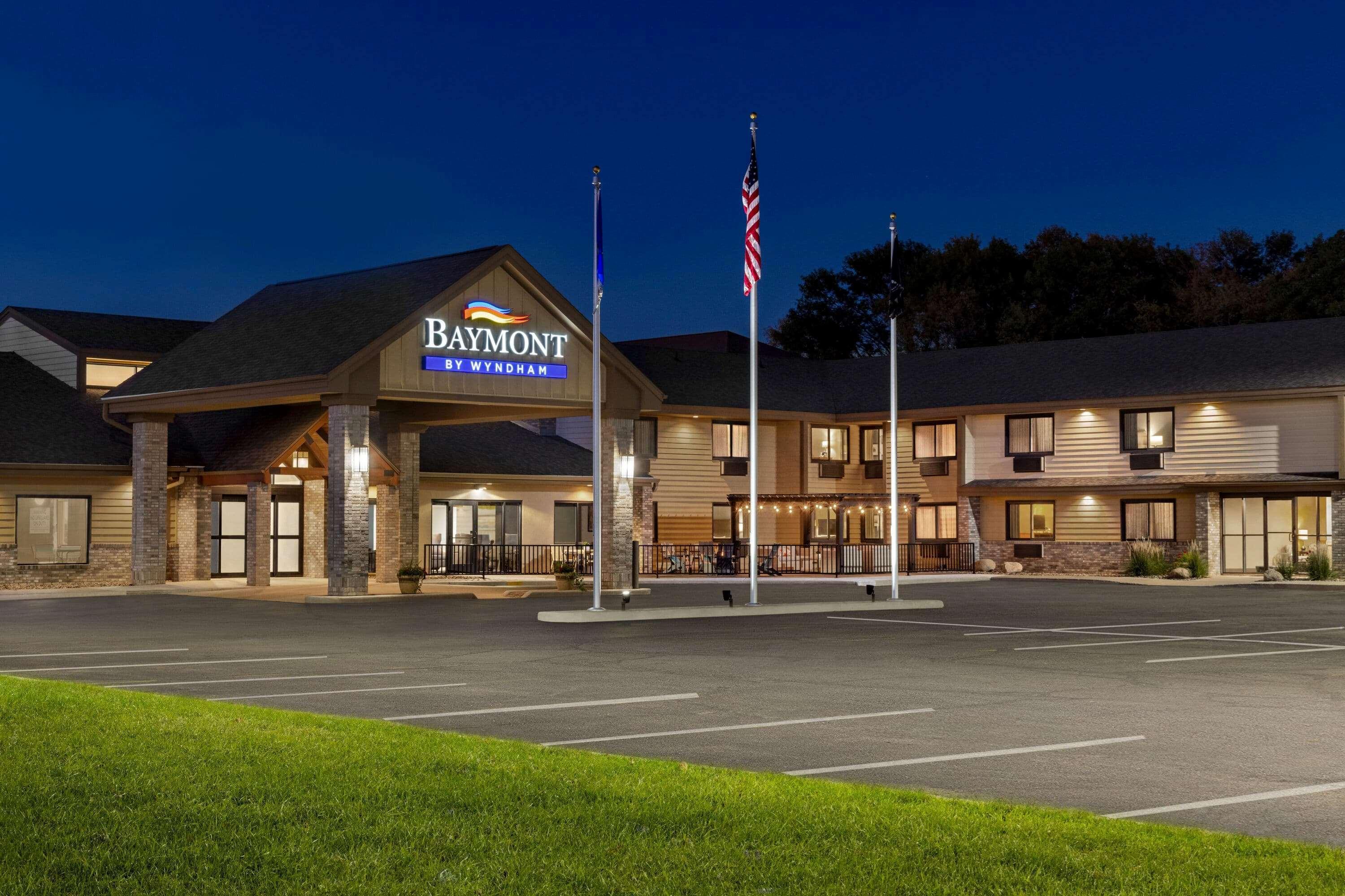 Baymont By Wyndham Owatonna Hotell Eksteriør bilde