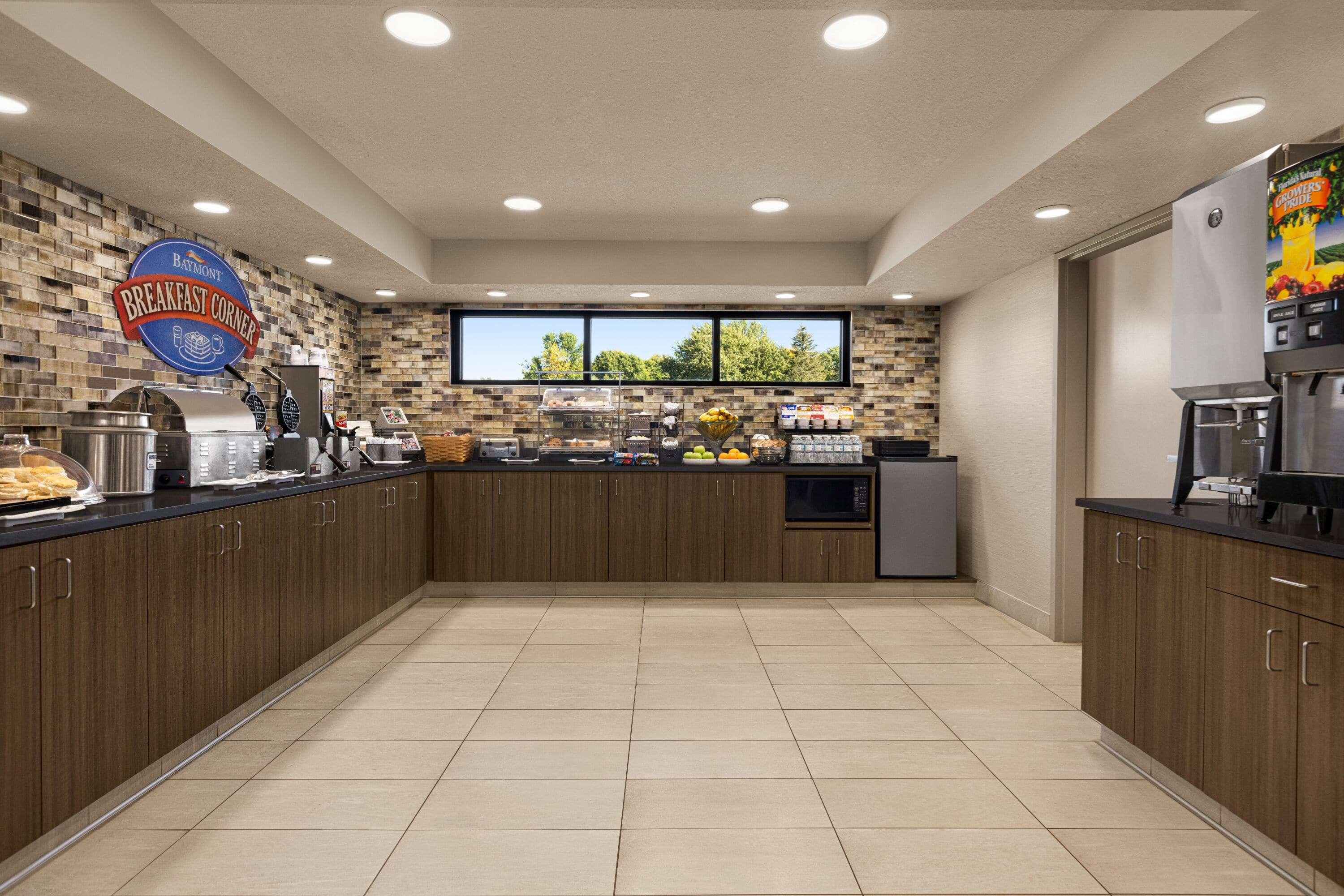Baymont By Wyndham Owatonna Hotell Eksteriør bilde