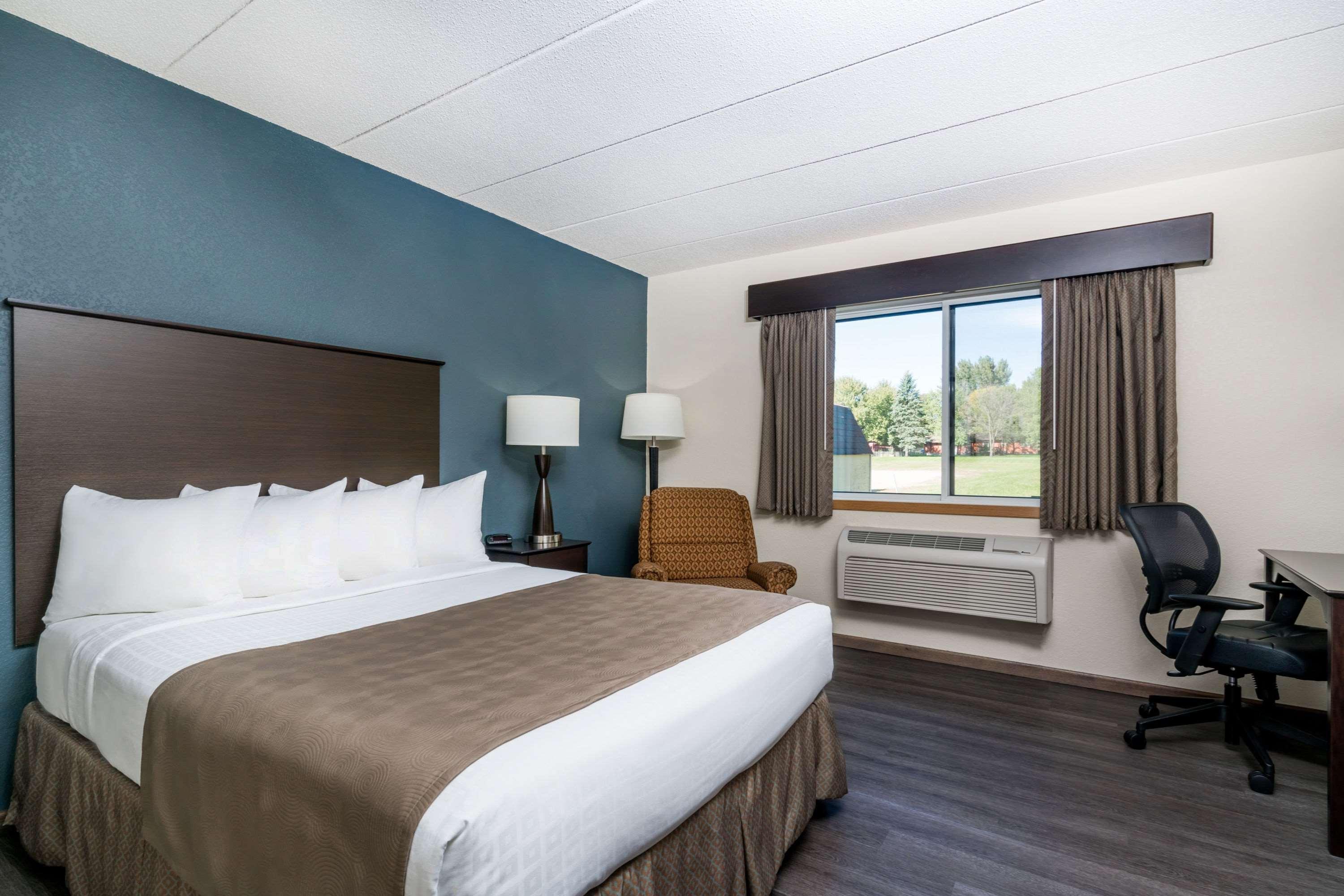 Baymont By Wyndham Owatonna Hotell Eksteriør bilde