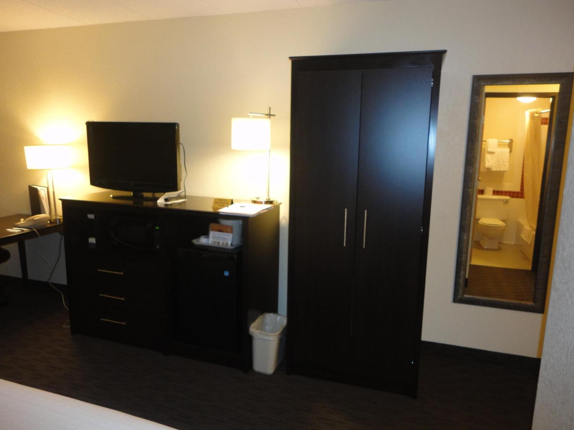 Baymont By Wyndham Owatonna Hotell Eksteriør bilde
